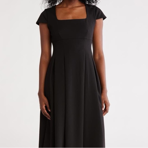 Calvin Klein Dresses & Skirts - Calvin Klein Black Short Sleeve Midi Dress
